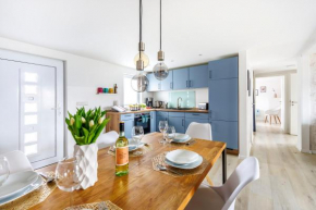 Großes Ferienhaus 70 QM mit 2 Schlafzimmer I 5 min zum See I überdachte Terrasse I nahe Werbellinsee